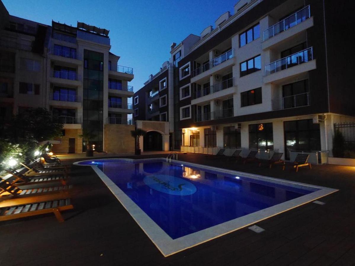 Apartments Stamopolu Lux With Pool View Primorsko Bagian luar foto