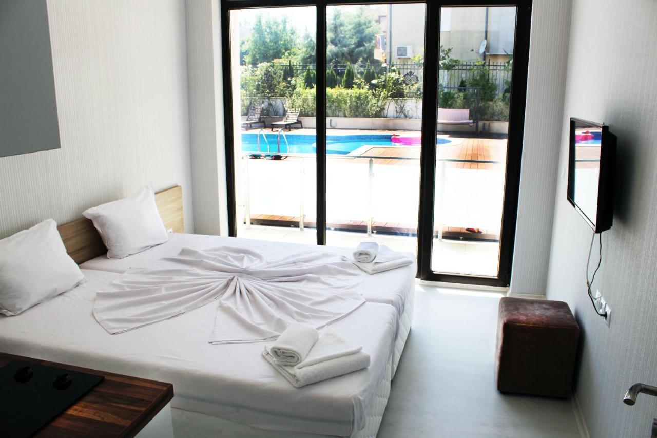 Apartments Stamopolu Lux With Pool View Primorsko Bagian luar foto